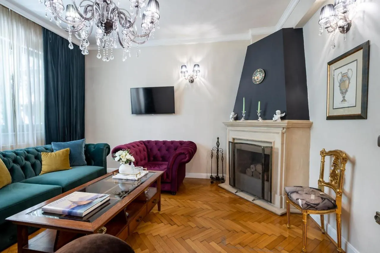 Casa Lu Villa Bucureşti România