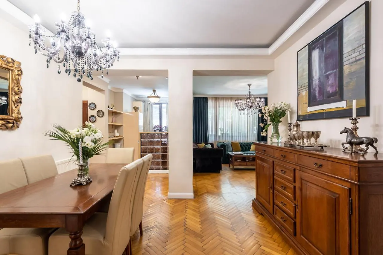 Casa Lu Villa Bucureşti România