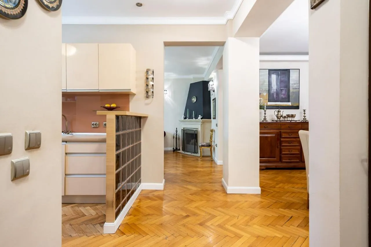 Casa Lu Villa Bucureşti România