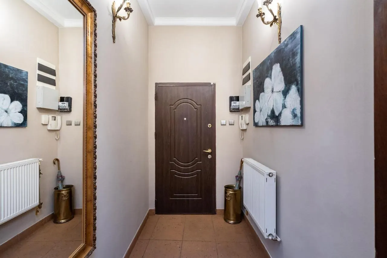 Casa Lu Villa Bucureşti
